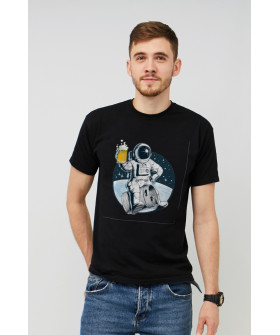 MEMO T-shirt for men black print "Cosmonaut with beer"