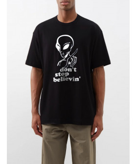 T-shirt Trace of Space Oversize men's black "Don`t stop believin"