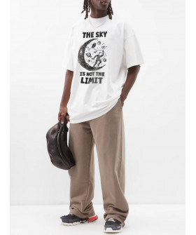 Футболка Trace of Space  Oversize чоловіча біла "The sky is not the limit"