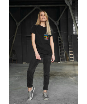 Boyfriend T-shirt, women's, black, "I'll lie down, but it won't get into Ukraine"