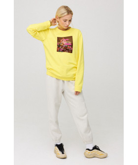 Women's sweatshirt with oversized print /no flis/ 