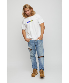 Футболка YAPPI чоловіча біла патріотична "Свобода має кольори"