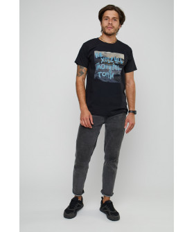 Футболка чоловіча