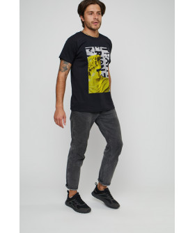 Футболка чоловіча