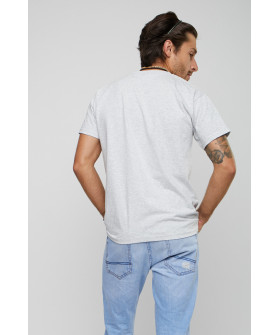 Футболка чоловіча