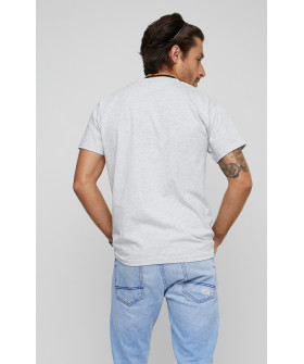 Футболка чоловіча