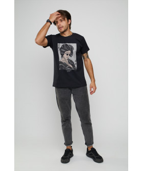 Футболка чоловіча