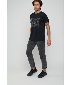 Футболка чоловіча