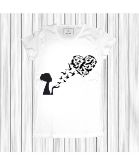 Футболка жіноча